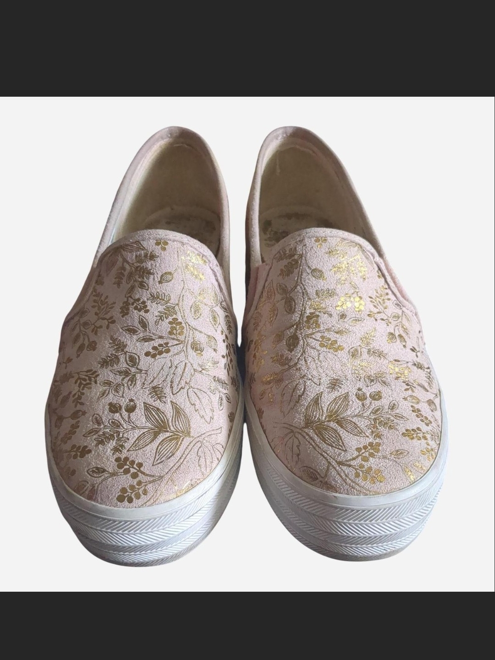 Slip-On Women's Sneakers in Blush Pink with Gold Floral Print